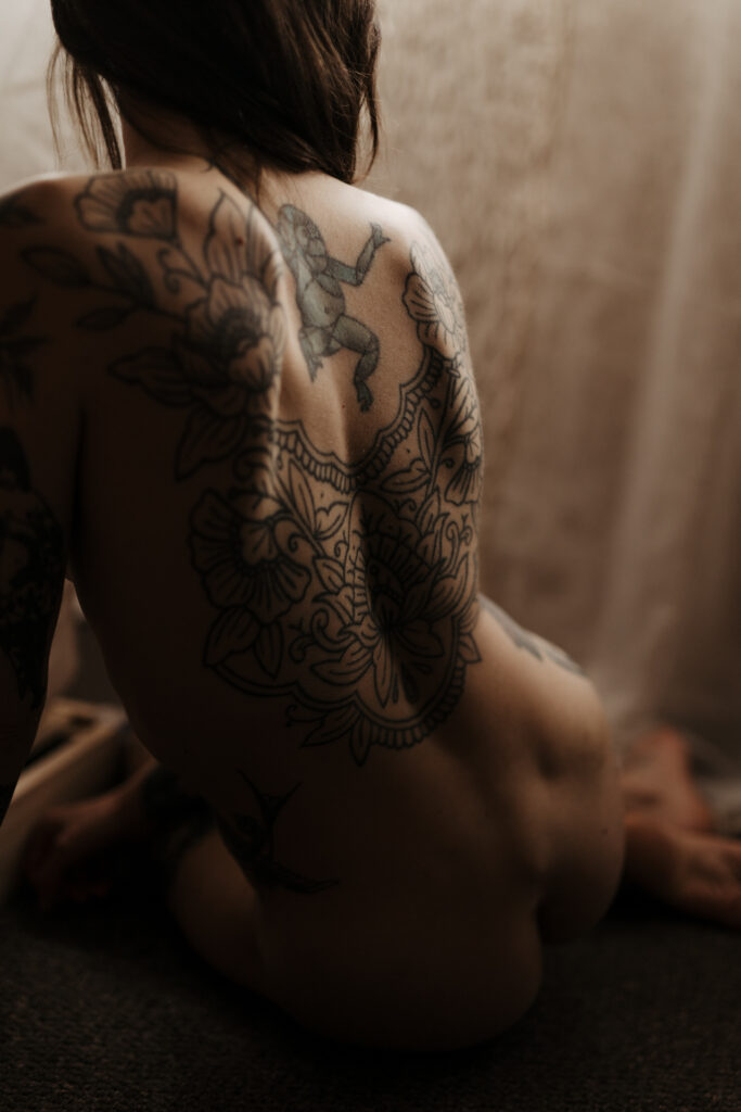 body photography, female body, inked body, inked woman portraits, nude art photography