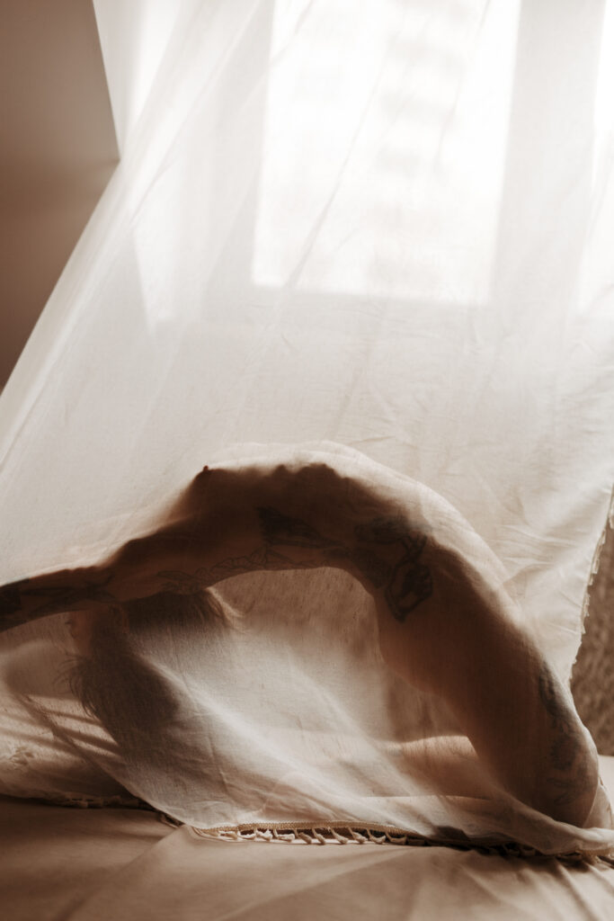 body photography, female body, inked body, inked woman portraits, nude art photography